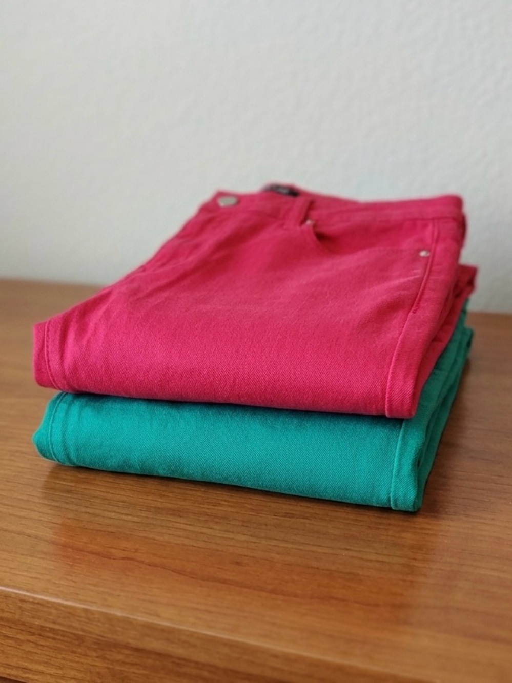 DESIGN LAB 2 x Lot Vibrant Pink & Teal  Lightweight Jeans - Size 30